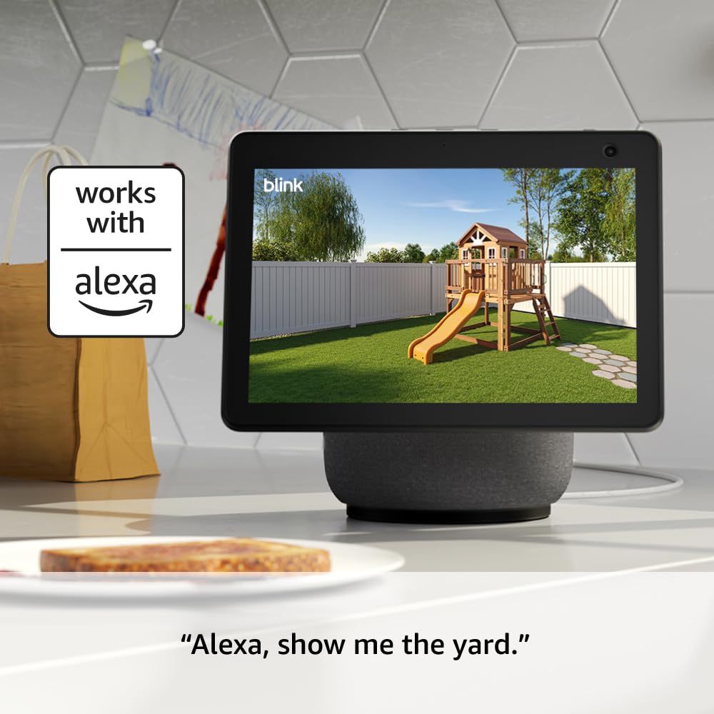 Blink Outdoor 4 – Wireless smart security camera, two-year battery life, 1080p HD day and infrared night live view, two-way talk. Sync Module Core included – 3 camera system - Image 6