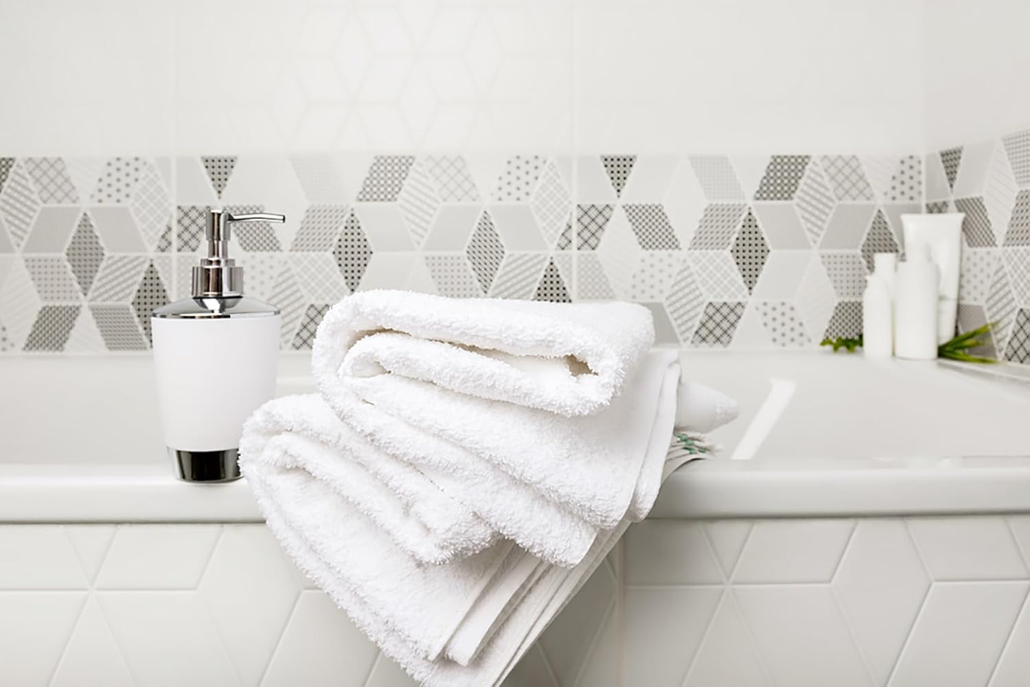 ZUPERIA White Bath Towels Bulk 12 Pack (20 x 40 Inches) - 100% Cotton Economy Light Weight Towels for Commercial Use - Quick Dry, Ultra-Soft, and Absorbent Bulk Towels - Image 6