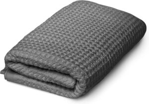 SUTERA Silverthread Bath Towel | An...