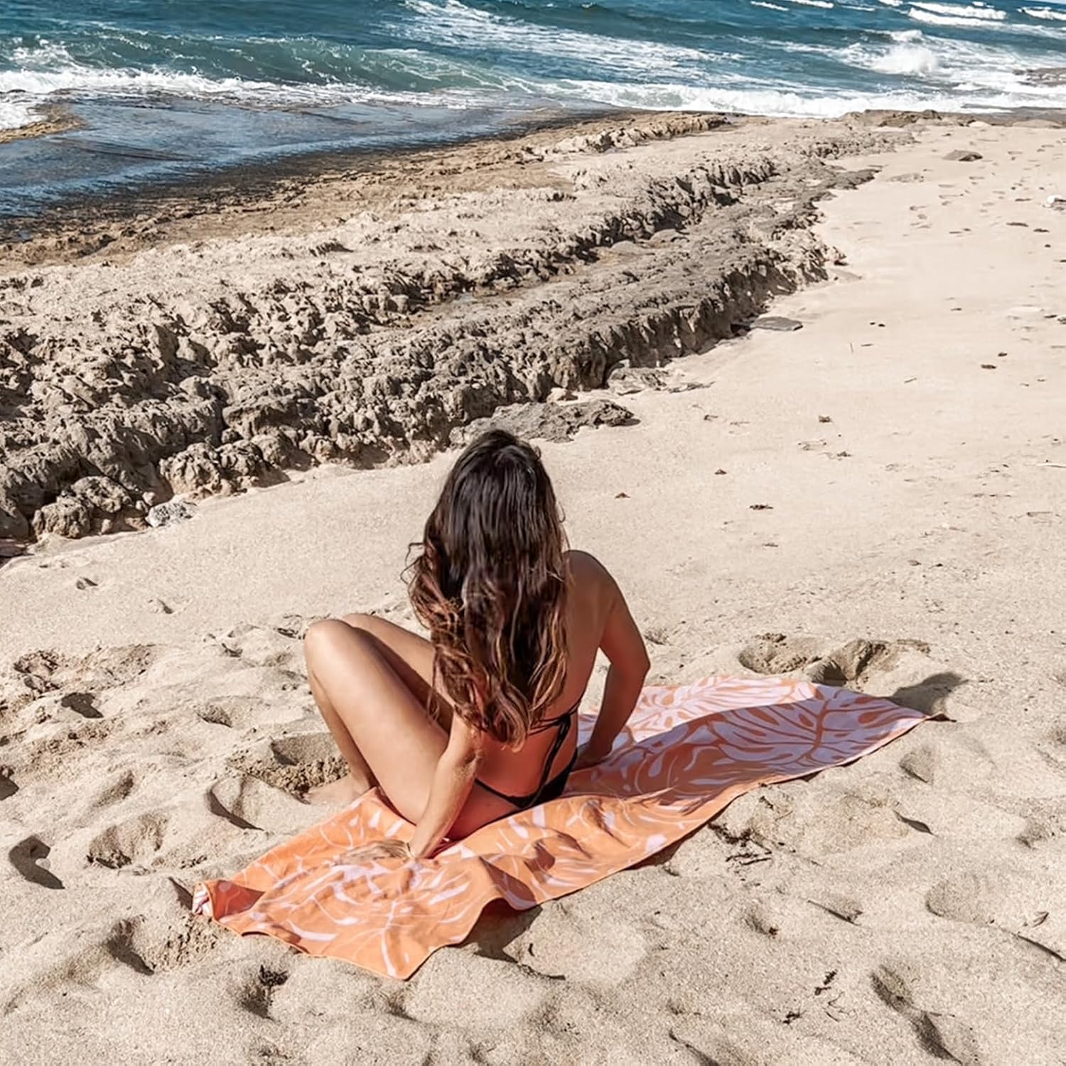 Eunzel 2 Pack Microfiber Beach Towel, Quick Dry Travel Towel Large Sand Free Towel for Beach, Camping, Swim Pool, Gym, Sports& Yoga 71"x32", Palm - Image 3