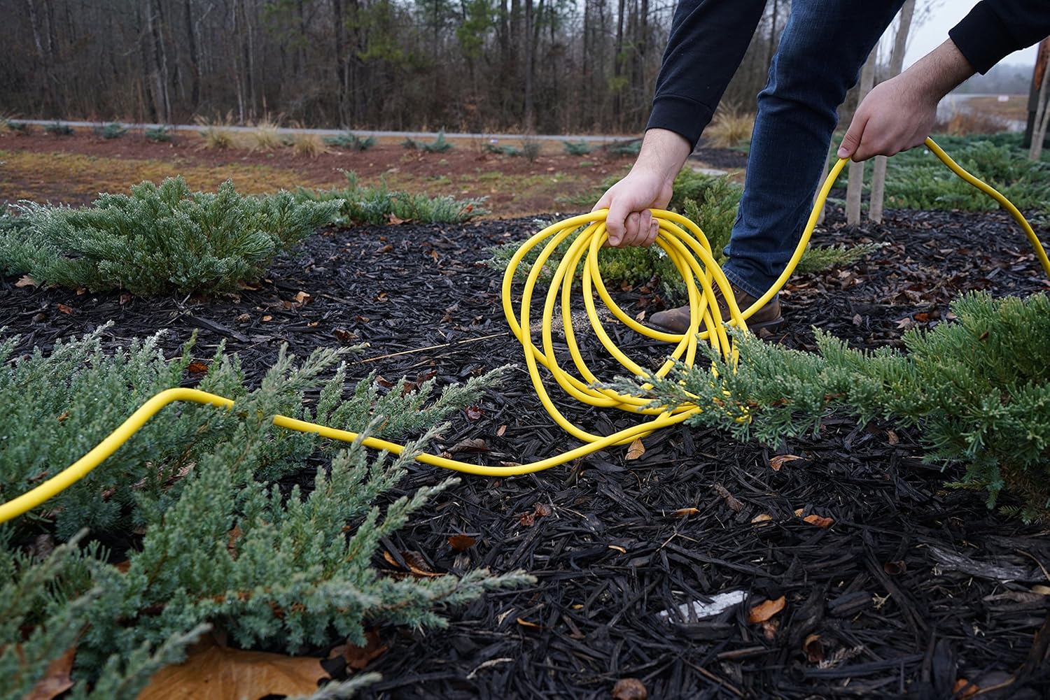 Southwire Outdoor Extension Cord – Durable Vinyl Jacket for For Farm, Ranch & Workshop - Lighted End With Reinforced Blades - SJTW, Yellow - 12 Gauge, 3 Prong - 50 Feet - Image 7