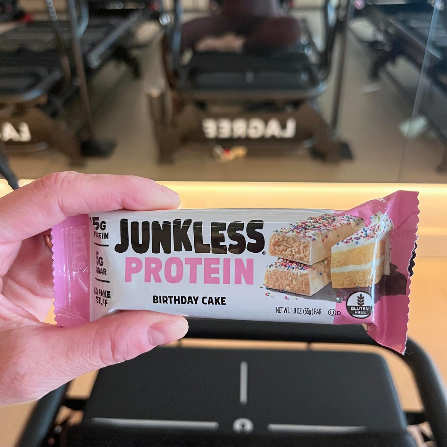 JUNKLESS Protein Bars - 12 Bar Variety Pack - 15g Protein, High Fiber, Gluten Free, Meal Replacement - Delicious, Indulgent, Satisfying, Healthy Snack for Energy - Image 7